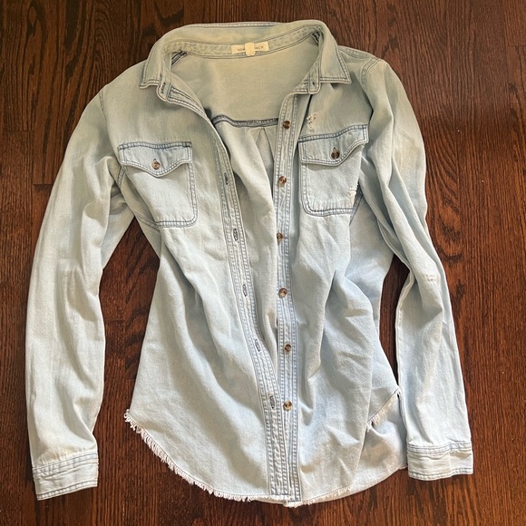 Honey punch button down - Picture 2 of 4